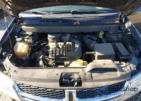 2017 Dodge Journey Sxt z USA, uszkodzony, nr VIN 3C4PDCBG7HT531354